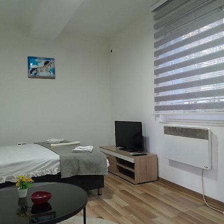 Appartement Sleep And Drive No7 à SJJ Extérieur photo
